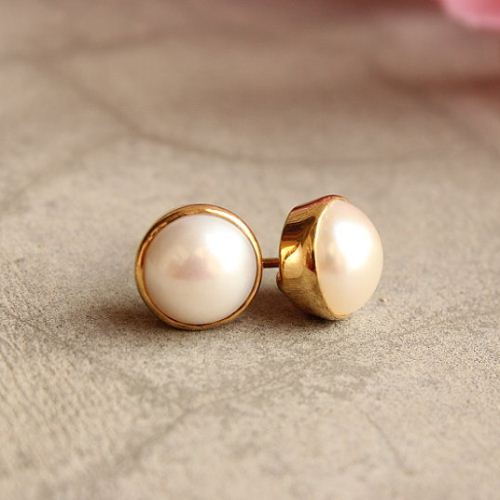 Gold Pearl Earrings 8mm Stud Modern Clic Gold Pearl Earrings 8mm Stud Modern Clic Vermeil