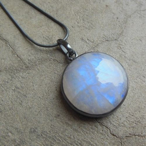 buy oxidized pendant rainbow moonstone silver round pendant online