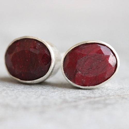 Ruby Stud Earrings Red Oval Silver Studs Online Ruby Stud Earrings Red Oval Silver Studs