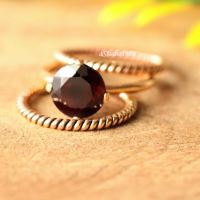 Artisan 18K Gold Garnet ring, Birthstone Ring,handmade stack ring