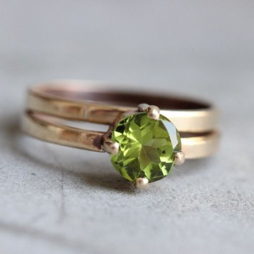 18K Gold Peridot ring, Birthday gift, Engagement ring