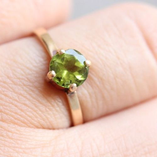 18K Gold Peridot ring, Birthday gift, Engagement ring