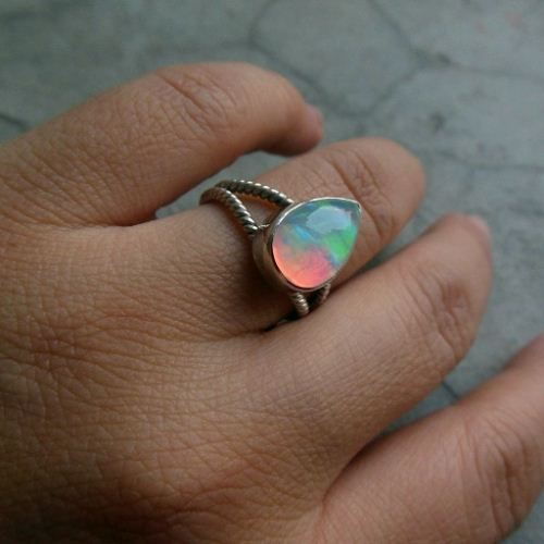 18K white Gold Opal ring - Artisan Opal Ring - Engagement ring 