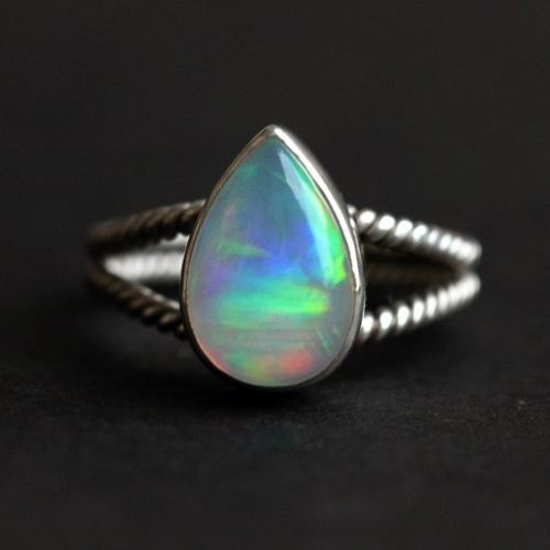 18K white Gold Opal ring - Artisan Opal Ring - Engagement ring 