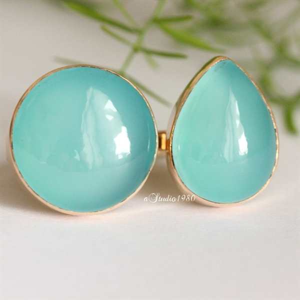 18k Gold Aqua Chalcedony ring, Gold Ring, Artisan handmade ring