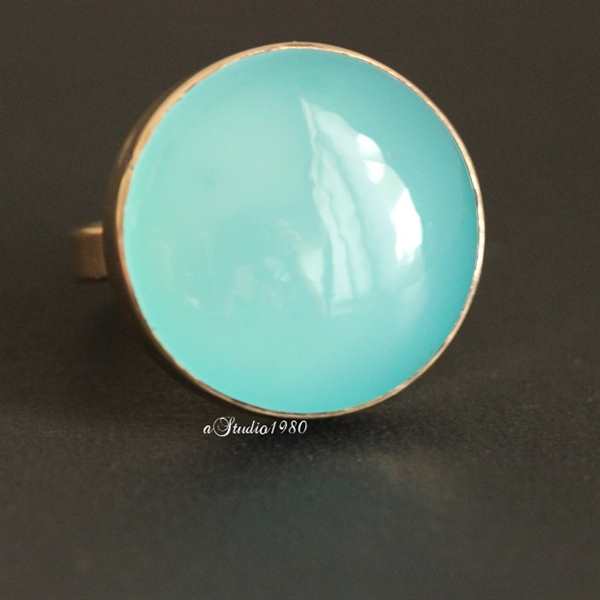 18k Gold Aqua Chalcedony round Gold Ring, Artisan handmade ring
