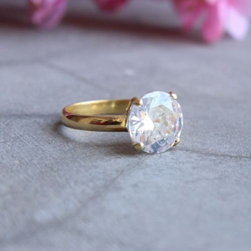 18k Gold ring, White topaz wedding ring engagement ring 