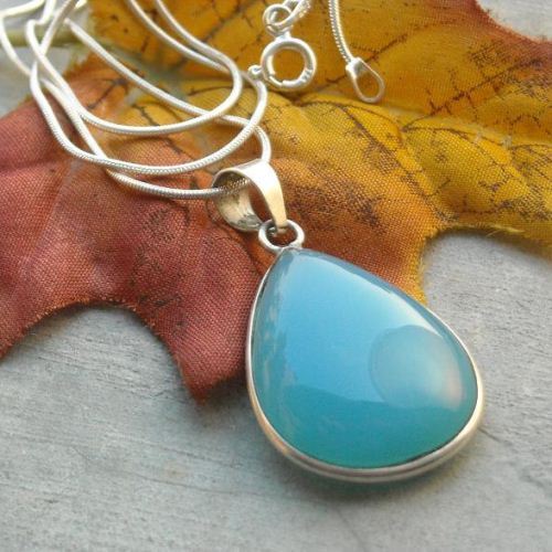 Aqua blue tear drop chalcedony silver pendant chain