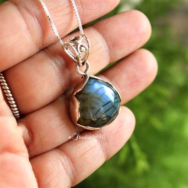 Artisan Labradorite pendant gemstone necklace sterling silver 