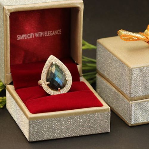 Artisan statement ring - Labradorite ring in sterling silver - Gift