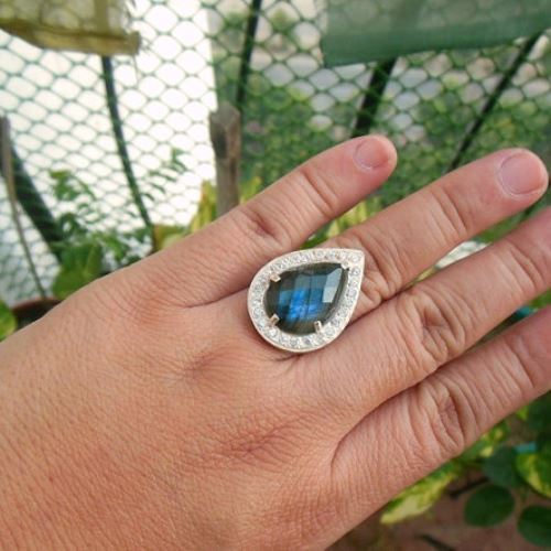 Artisan statement ring - Labradorite ring in sterling silver - Gift
