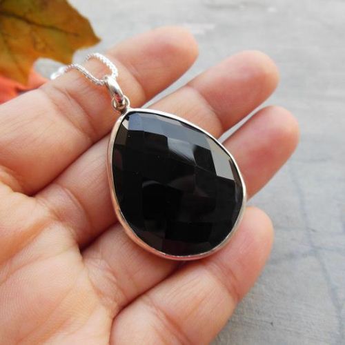 Black pendant, Black onyx pendant, Tear drop silver pendant