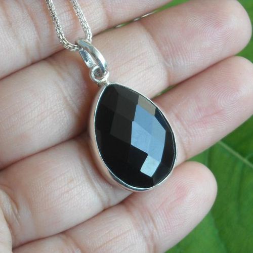 Black pendant, Black onyx pendant, Tear drop silver pendant