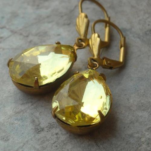 Canary jonquil vintage crystal jewel vintage brass Earrings