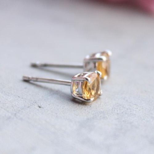 Citrine stud earrings - Sterling silver citrine earrings - 6mm studs