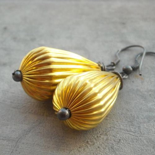 Diva sterling silver vintage brass drop earring