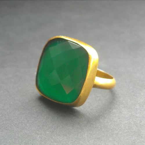 Emerald green ring - 23k gold vermeil ring - faceted green onyx ring