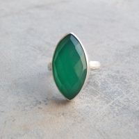 Emerald green ring, Gemstone ring, Artisan green onyx silver ring