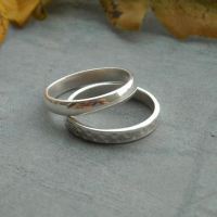 Platinum plated sterling silver wedding bands rings