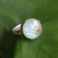 Faceted Rainbow Moonstone Ring, Round moonstone 925 Silver ring