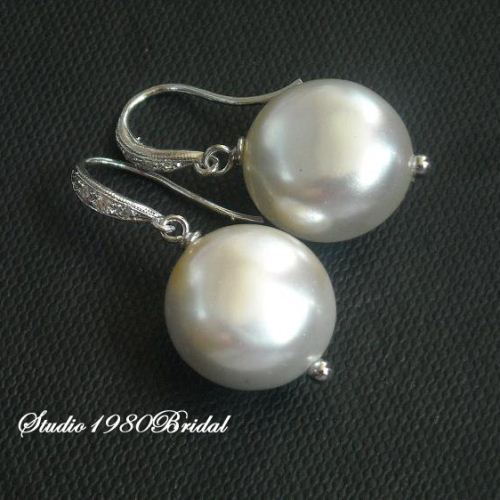 Pearl earrings in sterling silver, Bridal gift ideas