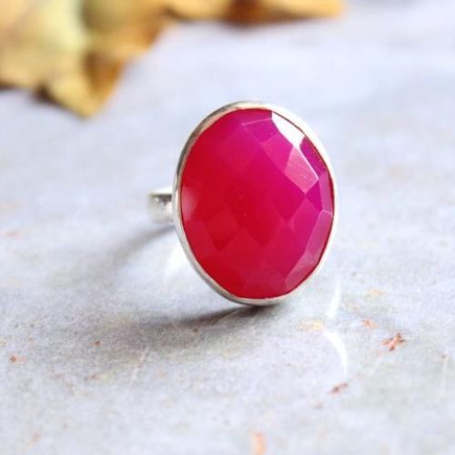 Fuschia Pink ring - Pink chalcedony ring - Sterling silver oval ring