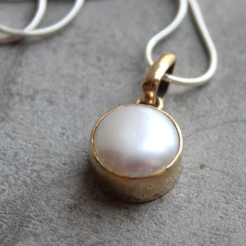Gold Pearl Pendant, Pearl Pendant, 18k gold gemstone pendant