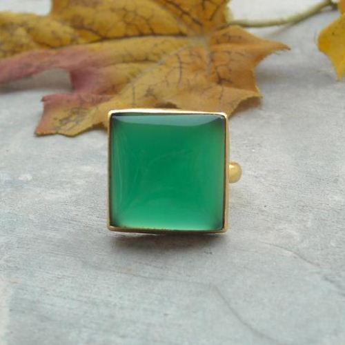 Green chalcedony ring - emerald green ring - 22k gold vermeil ring