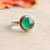Green onyx ring, Emerald green silver ring, Round faceted ring