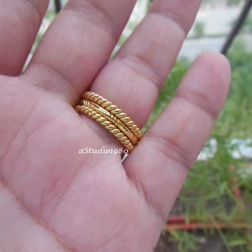 Heart rope wedding band ring for her, 18k yellow gold stack rings