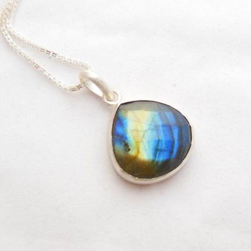Labradorite Pendant, Gemstone Pendant, Silver pendant necklace
