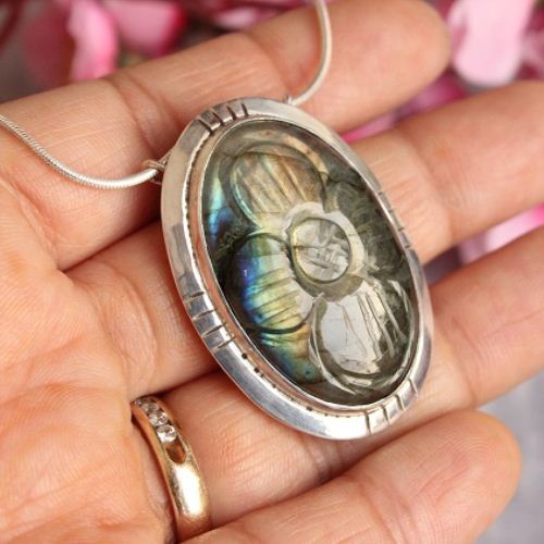 Labradorite Pendant - Gemstone Pendant - Sterling silver pendant 