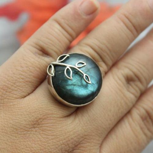 Labradorite Ring, Round ring, Artisan silver Gemstone ring