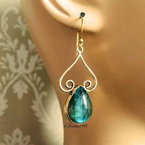 Labradorite gold earrings -14k yellow gold earring - labradorite