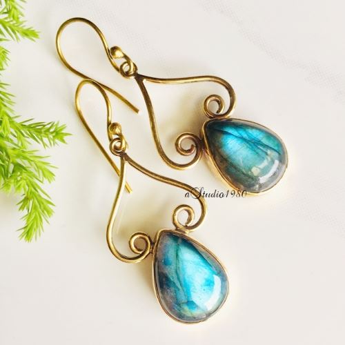 Labradorite gold earrings -14k yellow gold earring - labradorite