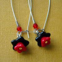 Lovely sterling silver black red flower earing