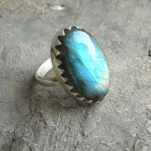 Natural Labradorite Ring - Oval Labradorite ring - Silver Artisan ring