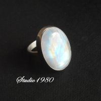 Natural Moonstone Ring, Oval MoonStone ring, Handmade natural gemstone sterling silver ring, Size 6 Other sizes also available