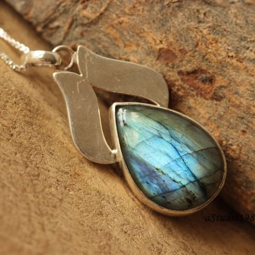 OOAK labradorite pendant necklace - Gemstone silver pendant