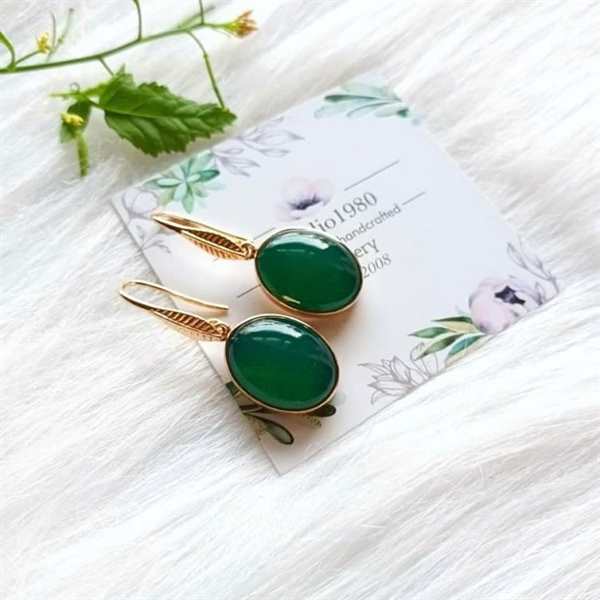 Oval green onyx 18k gold earrings, Handmade jewelry gift