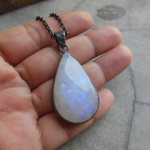 Oxidized Rainbow Moonstone pendant necklace - Tear drop silver pendant