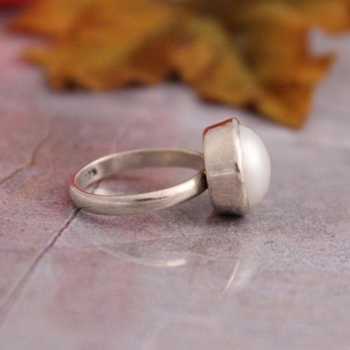 Pearl Ring, Silver pearl ring, sterling silver ring, birthstone ring, Handmade ring - Size 5 Other sizes also available