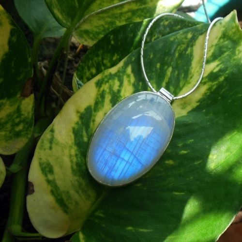 Rainbow Moonstone pendant necklace - Oval gemstone silver pendant
