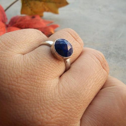Round faceted lapis lazuli ring, Blue gemstone silver ring