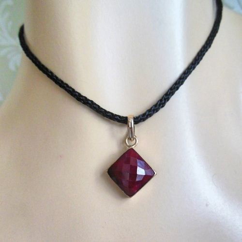 Ruby pendant, 14k gold Ruby pendant, Artisan gemstone pendant