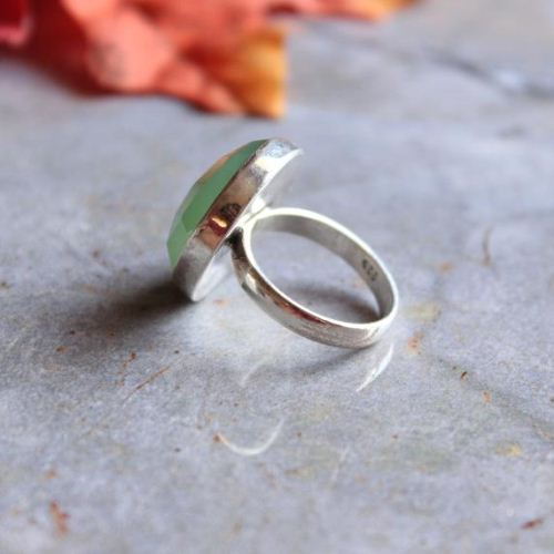 Sea foam green ring, Chalcedony Ring, Round silver ring
