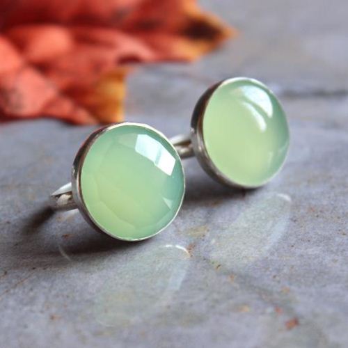 Sea foam green ring, Chalcedony Ring, Round silver ring