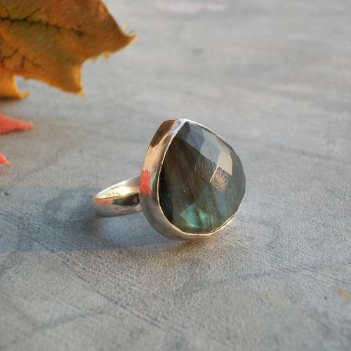 Silver Labradorite Rings, Faceted blue gemstone silver ring