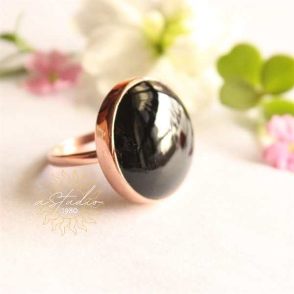 Statement 14k Rose gold ring - Black onyx ring - Gemstone ring