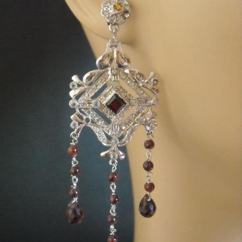 Victorian style earrings, Bridal chandelier silver garnet earrings